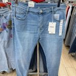 Jeansy DAMSKA _ Size 44-54_ paczka 10szt _ 7146616