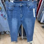 Jeansy DAMSKA _ Size 48-60_ paczka 10szt _ 7146621