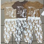 Komplety DZIECIĘCA size 2-5 lat_ paczka 4szt _1 kolor 9207419