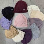 Czapki damskie 9915 9702948