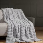 Miękki koc w duże paski Rozmiar : 200/220cm 7428698