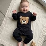 Body DZIECIĘCA size  3-12 m _ paczka 4szt _1kolor 8947421