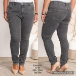 Jeansy DAMSKA _size 50-60 paczka 10szt_ 7001199