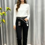 Jeansy Damskie _ size 28-33_ paczka 12 szt_ 5641389