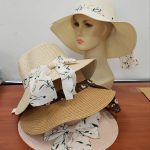 Czapki Damskie paczka 12szt _mix kolor 8540643