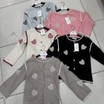 Swetry DZIECIĘCA size 4-14 lat_ paczka 6szt _1 kolor 8336325