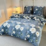 Komplet pościeli z „”” MIŚ „” Ma prześcieradło z gumką _4 Częściowy Rozmiar : 200/220cm 8842524