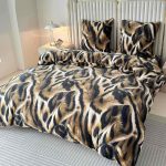 Komplet pościeli z „”” MIŚ „” Ma prześcieradło z gumką  _4 Częściowy  Rozmiar : 160/200cm 8842538