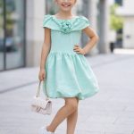 Sukienki DZIECIĘCA size 4-14 lat_ paczka 6szt _1 kolor 1396596