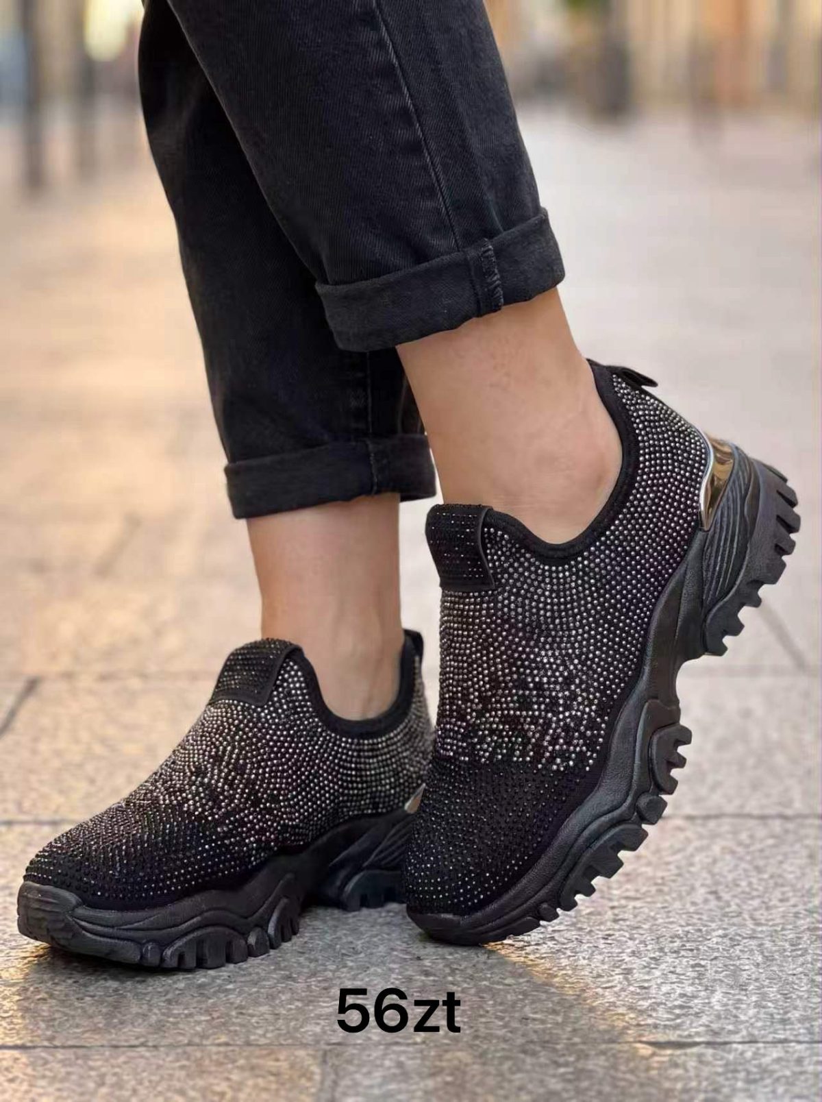 Buty Sportowe DAMSKIE (36-41_12 par) 1369588