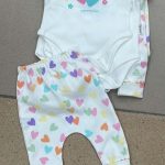 Komplety DZIECIĘCA size 3-9m_ paczka 6szt _1 kolor 8663362