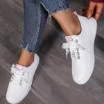 Buty  Sportowe  DAMSKIE 36-41 12par) 8350647