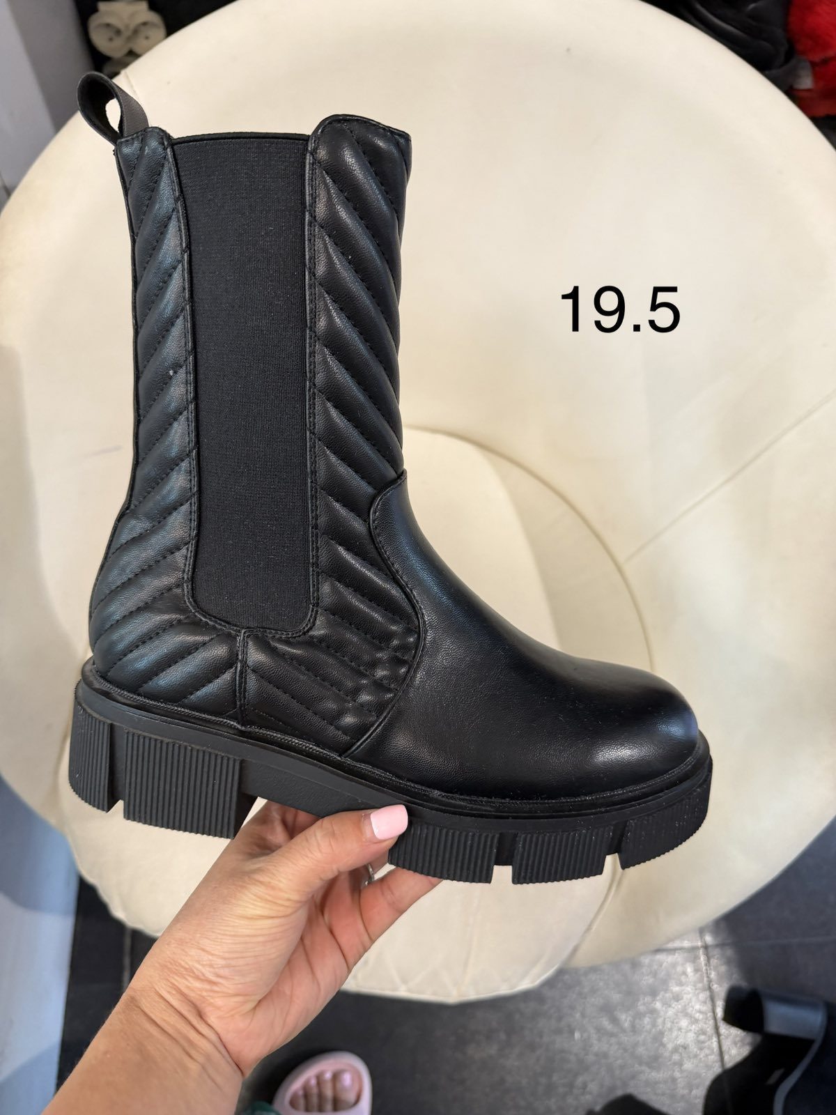Buty Botki DAMSKIE (36-41_12par) 4300571