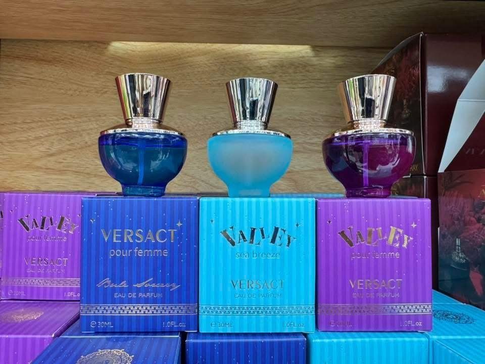 Perfumy 30ml _ paczka 12szt 7565044