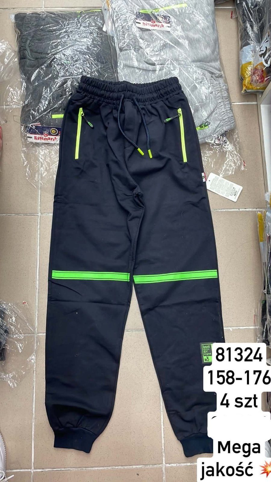 Spodnie DZIECIĘCA size 158-176_ paczka 4szt _1 kolor 2627738