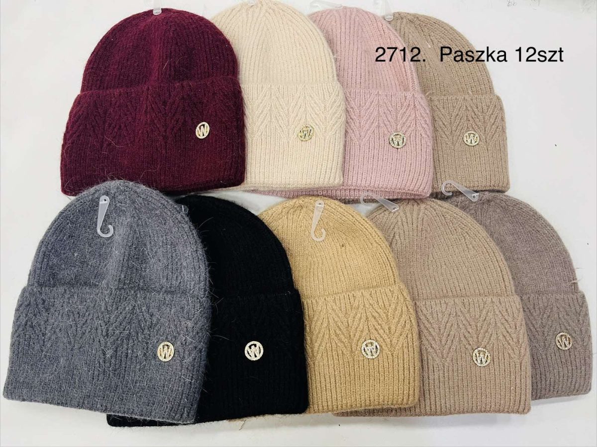 Czapki Damskie_ paczka 12szt _mix kolor 7825167