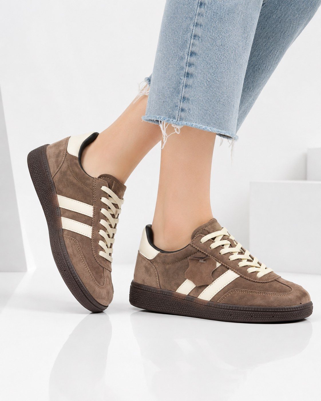 Buty Sportowe DAMSKIE (36-41_ 12par) 1062510