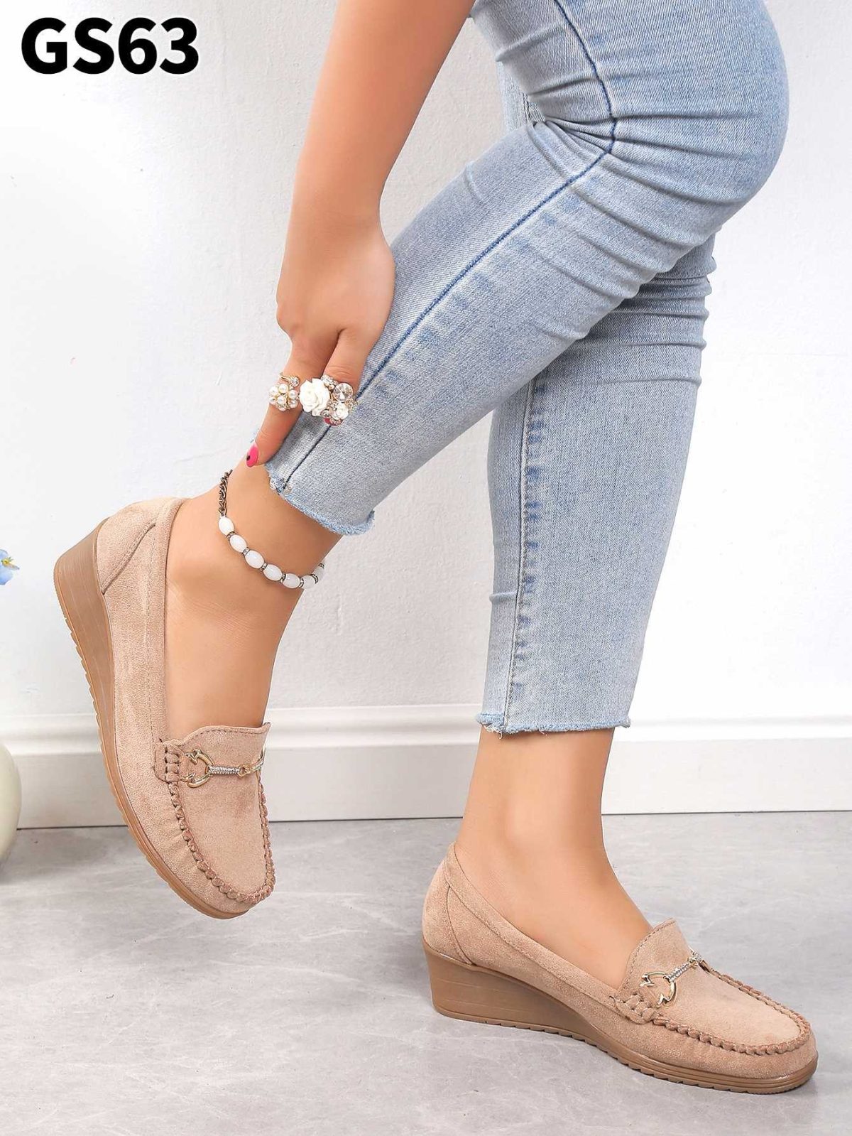 Buty Półbuty DAMSKIE 36-41 12par) 2649118