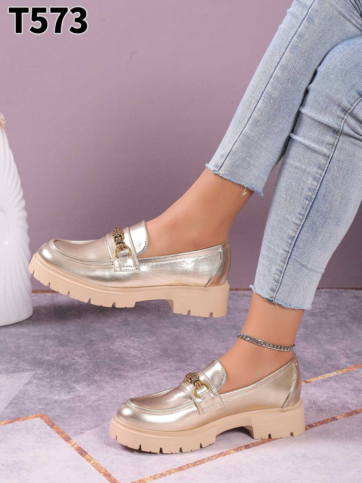 Buty Półbuty DAMSKIE 36-41 12par) 2649120