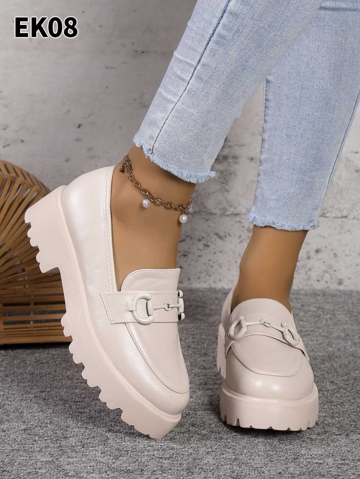 Buty Półbuty DAMSKIE 36-41 12par) 2649122