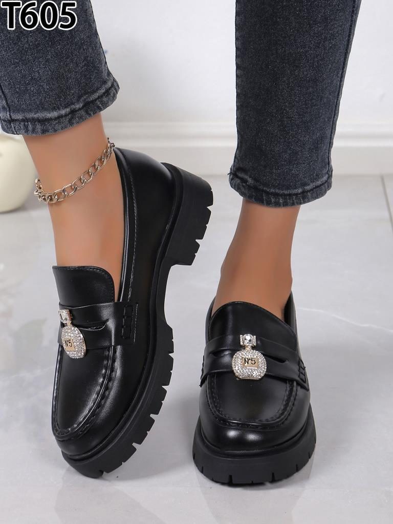 Buty Półbuty DAMSKIE 36-41 12par) 2649126