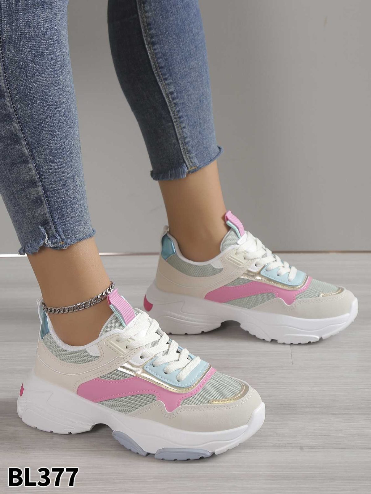 Buty Sportowe DAMSKIE 36-41 12par) 2649151