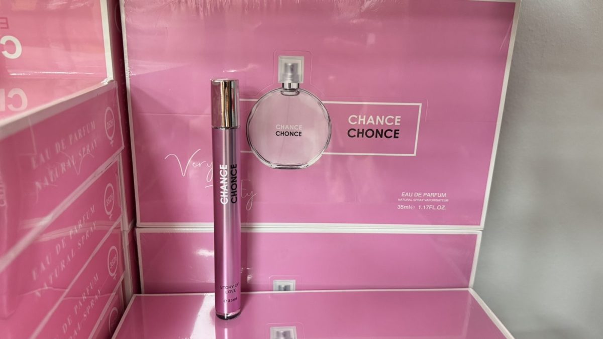 Perfumy paczka 24 szt 7401351
