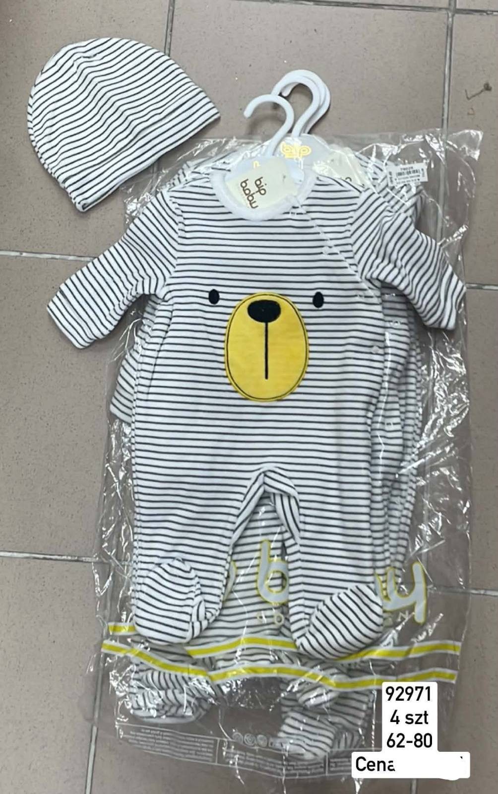 Body DZIECIĘCA size 62-80_ paczka 4szt _1 kolor 3151237