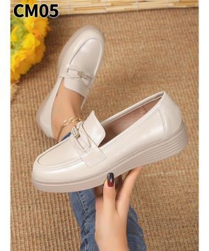 Buty Półbuty DAMSKIE 36-41 12par) 6623980