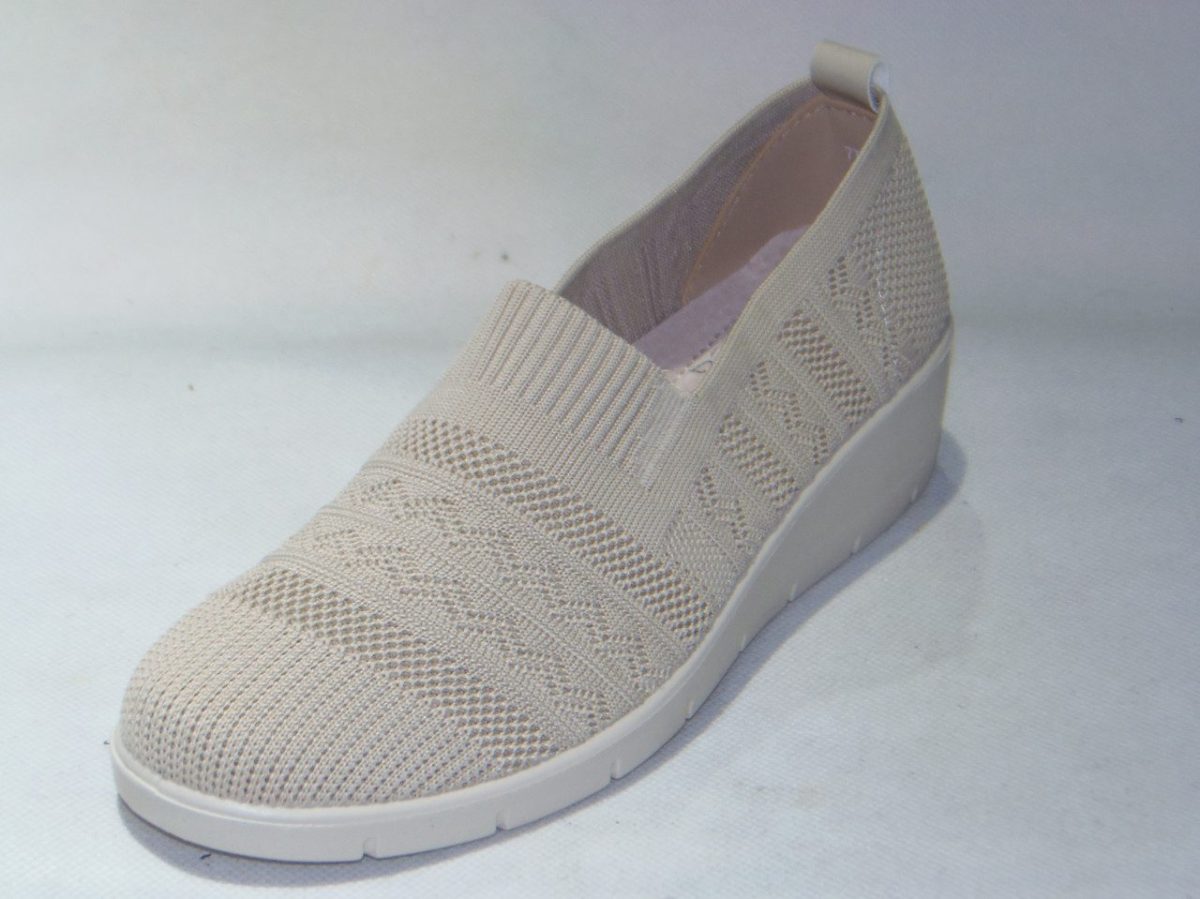 Buty Półbuty DAMSKIE 36-41 12par) 2440960