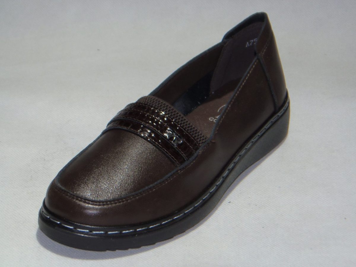 Buty Półbuty DAMSKIE 36-41 12par) 2440964