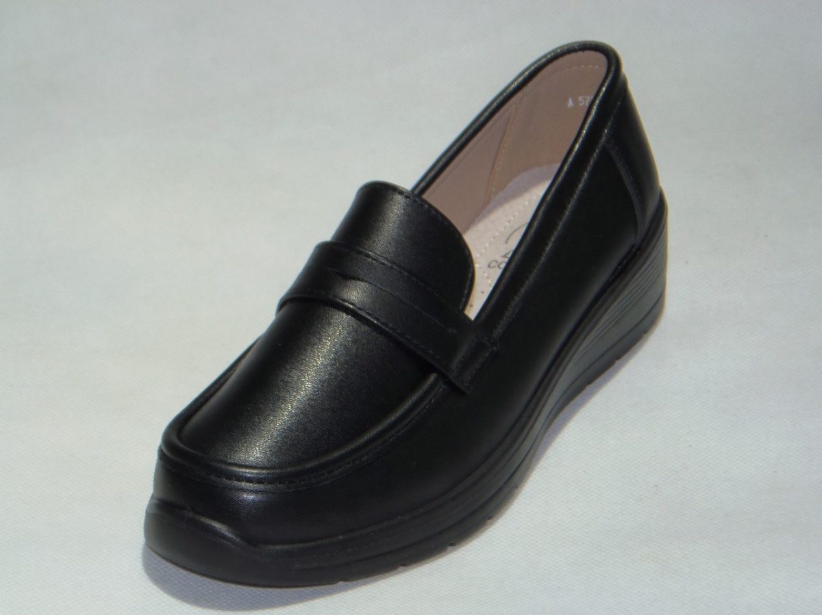 Buty Półbuty DAMSKIE 36-41 12par) 2440966