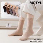 SKARPETY DAMSKIE .SIZE: 35-42_ (40PAR/PACZKA) KOLOR JAK NA ZDZIĘCIU 9413144