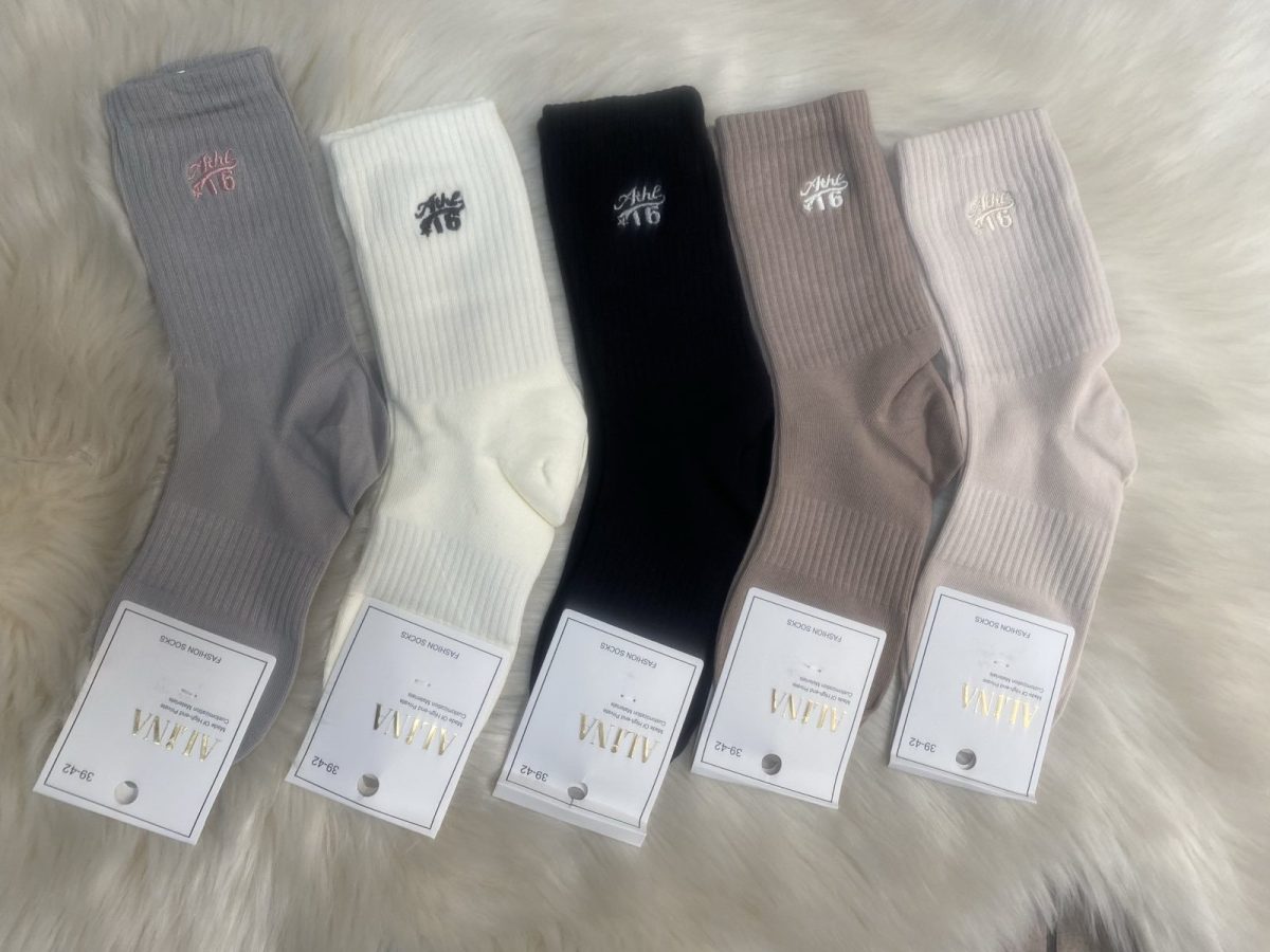 SKARPETY DAMSKIE .SIZE: 35-42_ (40PAR/PACZKA) KOLOR JAK NA ZDZIĘCIU 9016682
