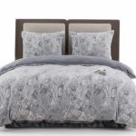Komplet pościeli “”MIŚ “”z TŁOCZONA WŻORU _ 3 Częściowy Rozmiar : 160/200cm 2898707