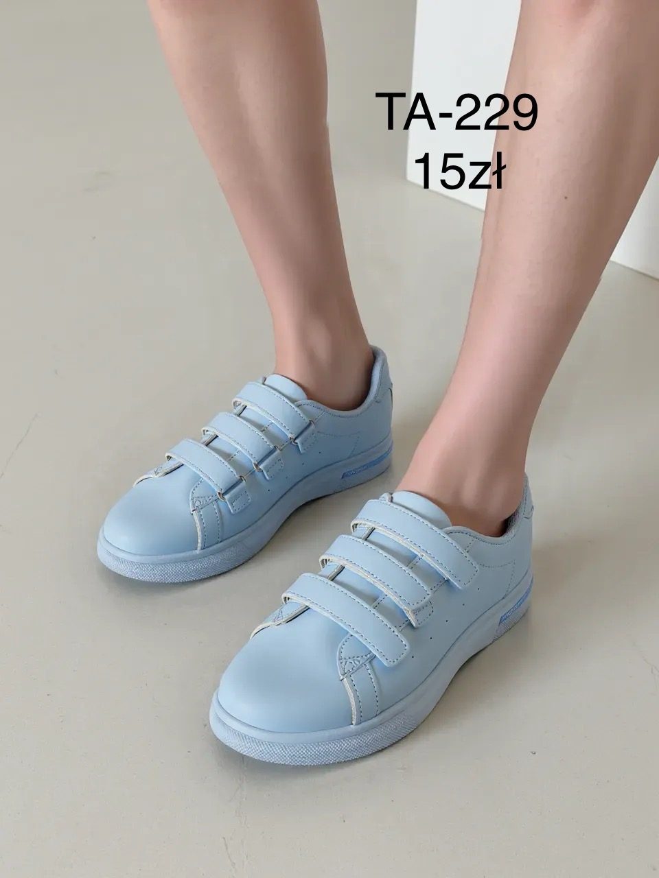 Buty Sportowe DAMSKIE (36-41_12par) 1601176