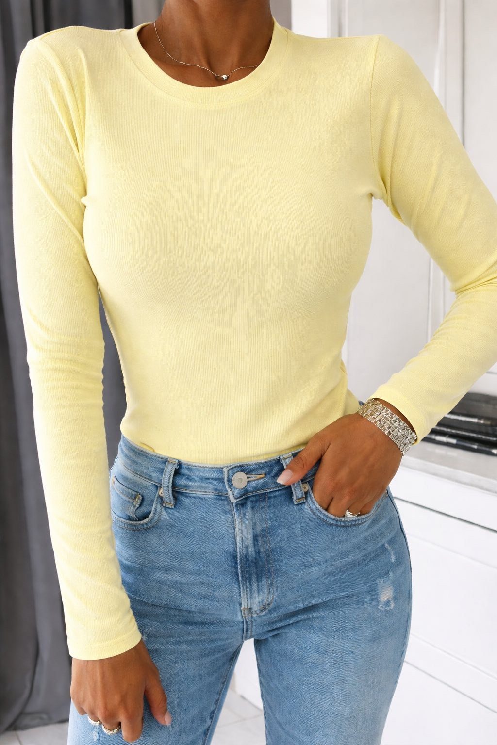 Bluzki DAMSKA POLSKA_size s-l_paczka 4 szt_1kolor 5396849