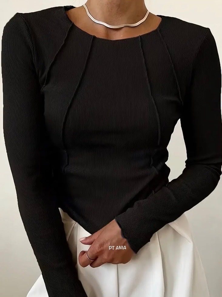 Bluzki DAMSKA POLSKA_size s-l_paczka 4 szt_1kolor 5397007