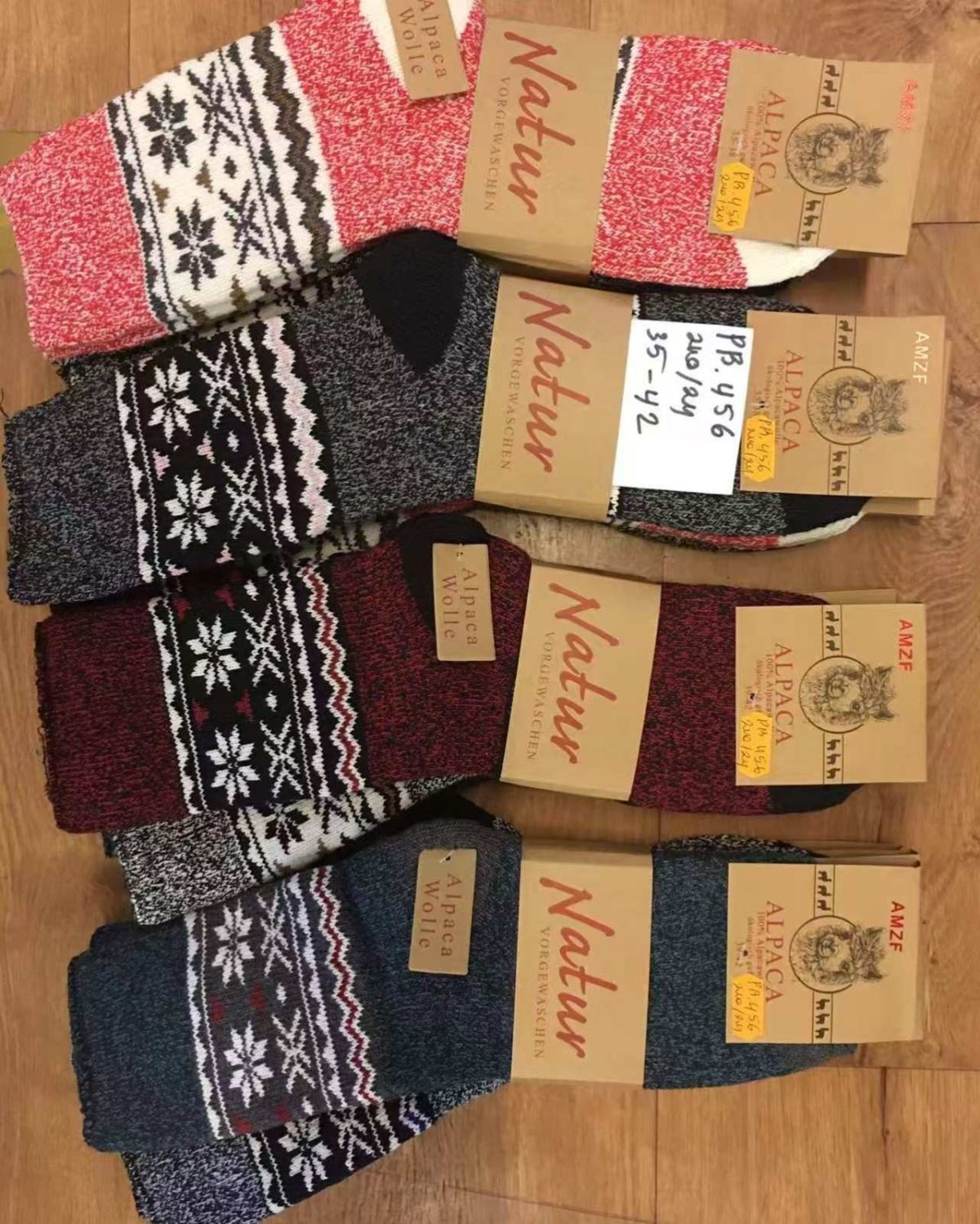 SKARPETY DAMSKA.SIZE: 35-42_( 24PAR/PACZKA) KOLOR JAK NA ZDZIĘCIU 8605947
