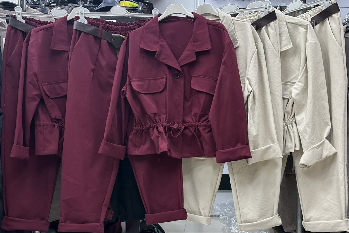Komplety Damskie Włoskie_ size uni_ paczka 6 szt_ mix kolor 7224565