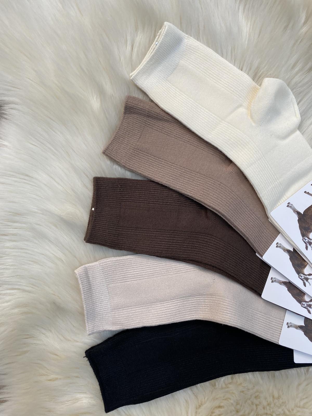 SKARPETY DAMSKA.SIZE: 35-42_( 40PAR/PACZKA) KOLOR JAK NA ZDZIĘCIU 8072564