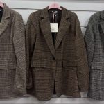 Marynarki Damskie Włoskie_ size uni_ paczka 6 szt_ mix kolor 8072739