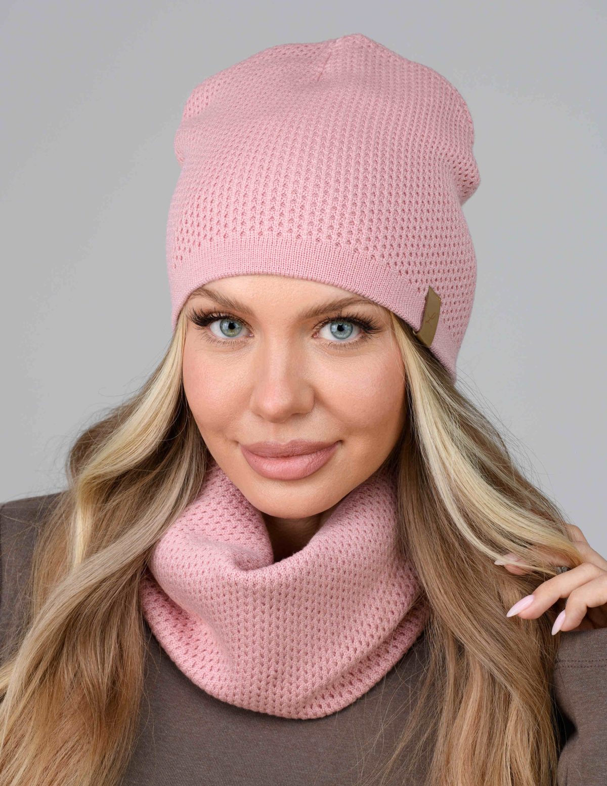 Komplety Czapki Damskie_ paczka 12 szt _mix kolor 1154836