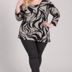 Bluzki Damskie Polskie_ size 54-60_ paczka 4szt 1 kolor 3167799
