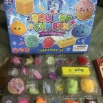 GNIOTEK CRUNCHY CRUNCHY LEGO GNIOTEK SQUEEZE KALENDARZ 892033