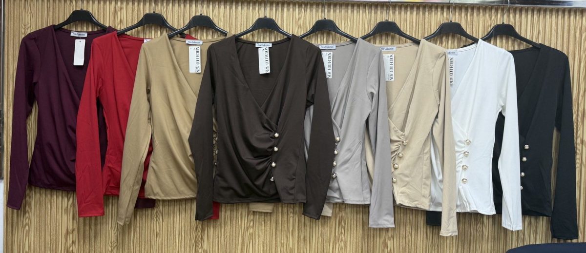 Bluzki Damskie wloskie _size uni_ paczka 6szt_ mix kolor 6649574