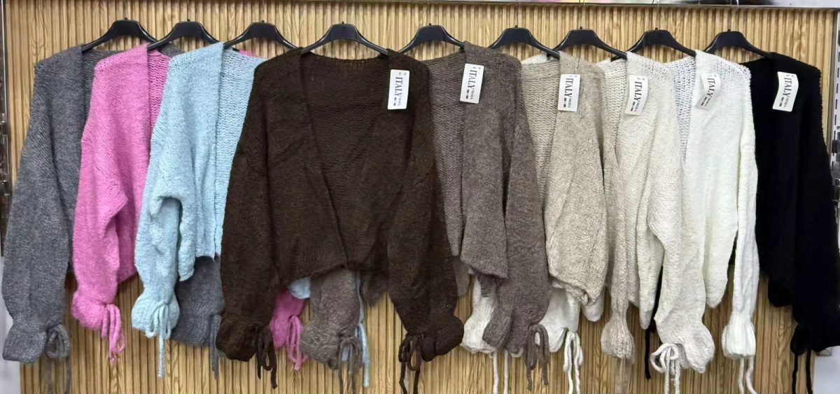Swetry Damskie wloskie _size uni_ paczka 6szt_ mix kolor 6649588