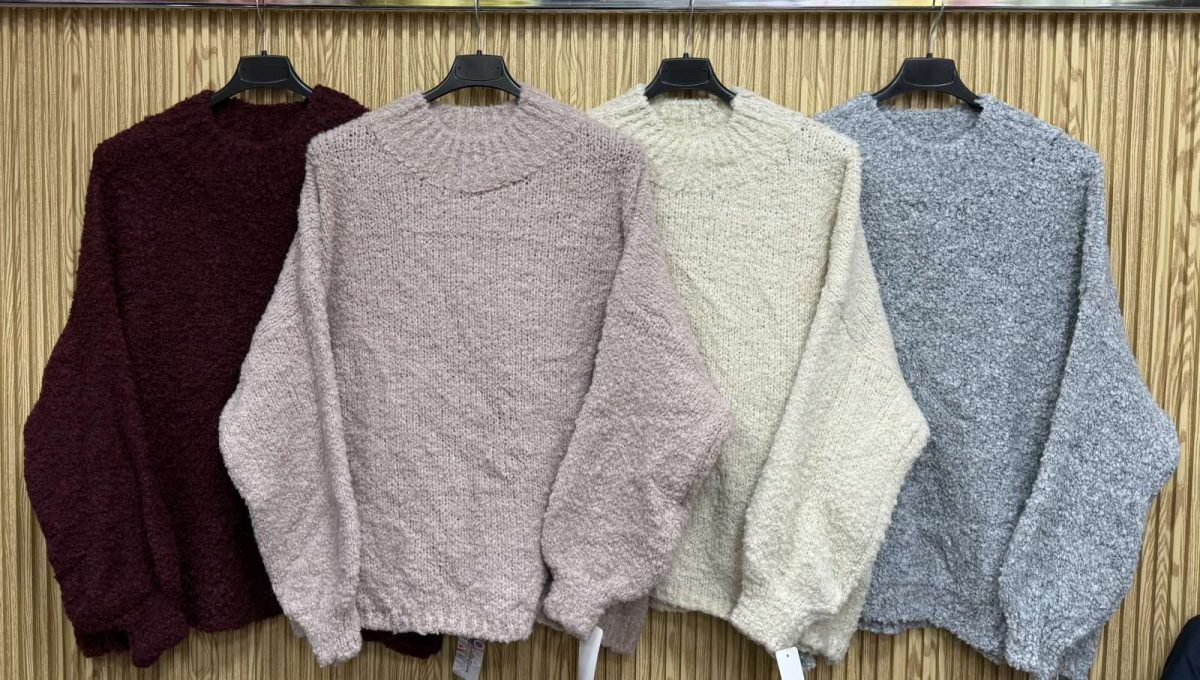 Swetry Damskie wloskie _size uni_ paczka 6szt_ mix kolor 6649599