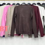 Swetry Damskie wloskie _size uni_ paczka 6szt_ mix kolor 6649649