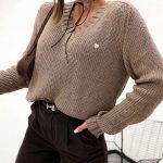 Swetry Damskie TURECKA _size uni_ paczka 6szt_ 1 kolor 7021718